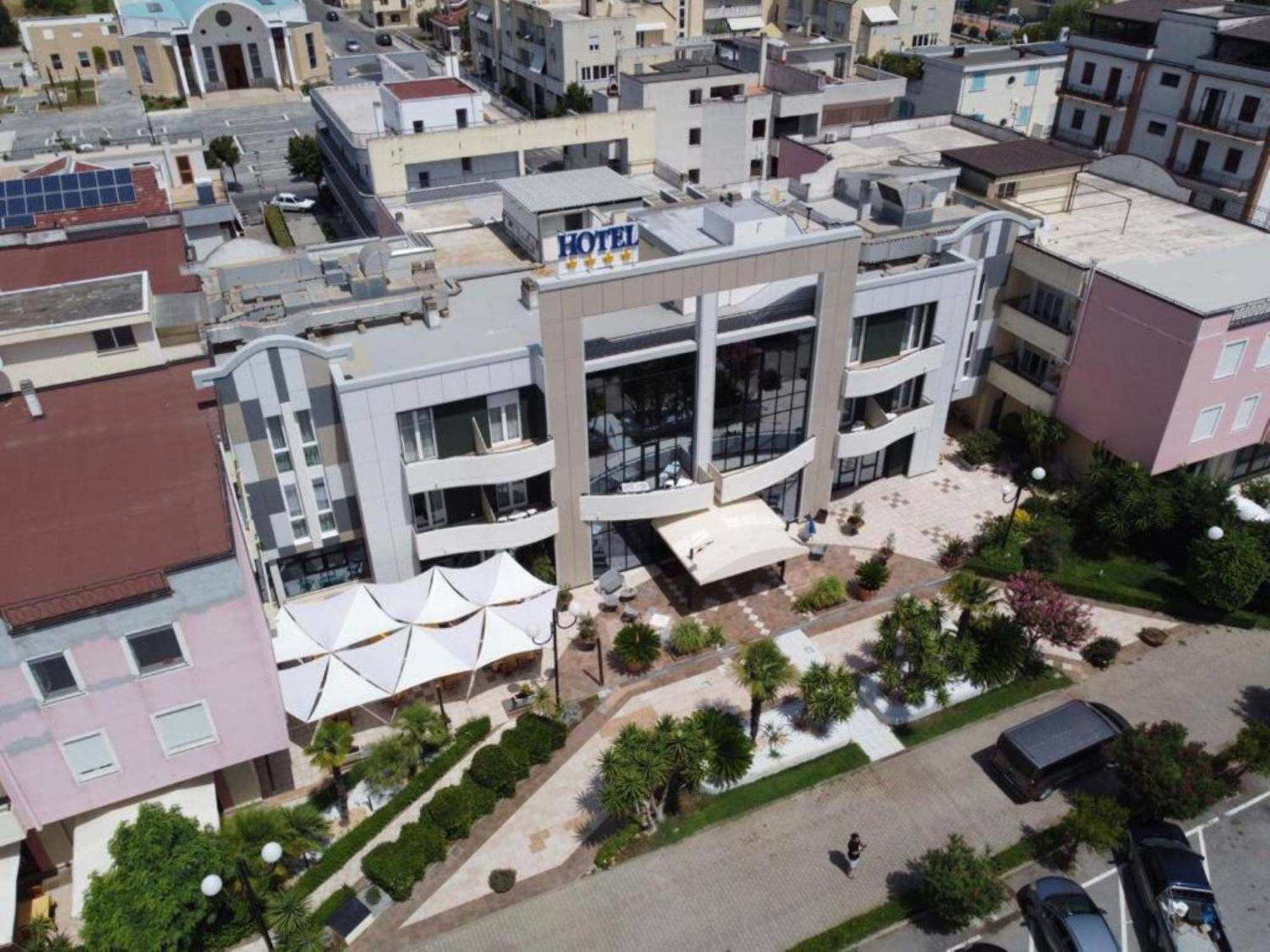 Best Western Hotel Imperiale Nova Siri Marina Esterno foto